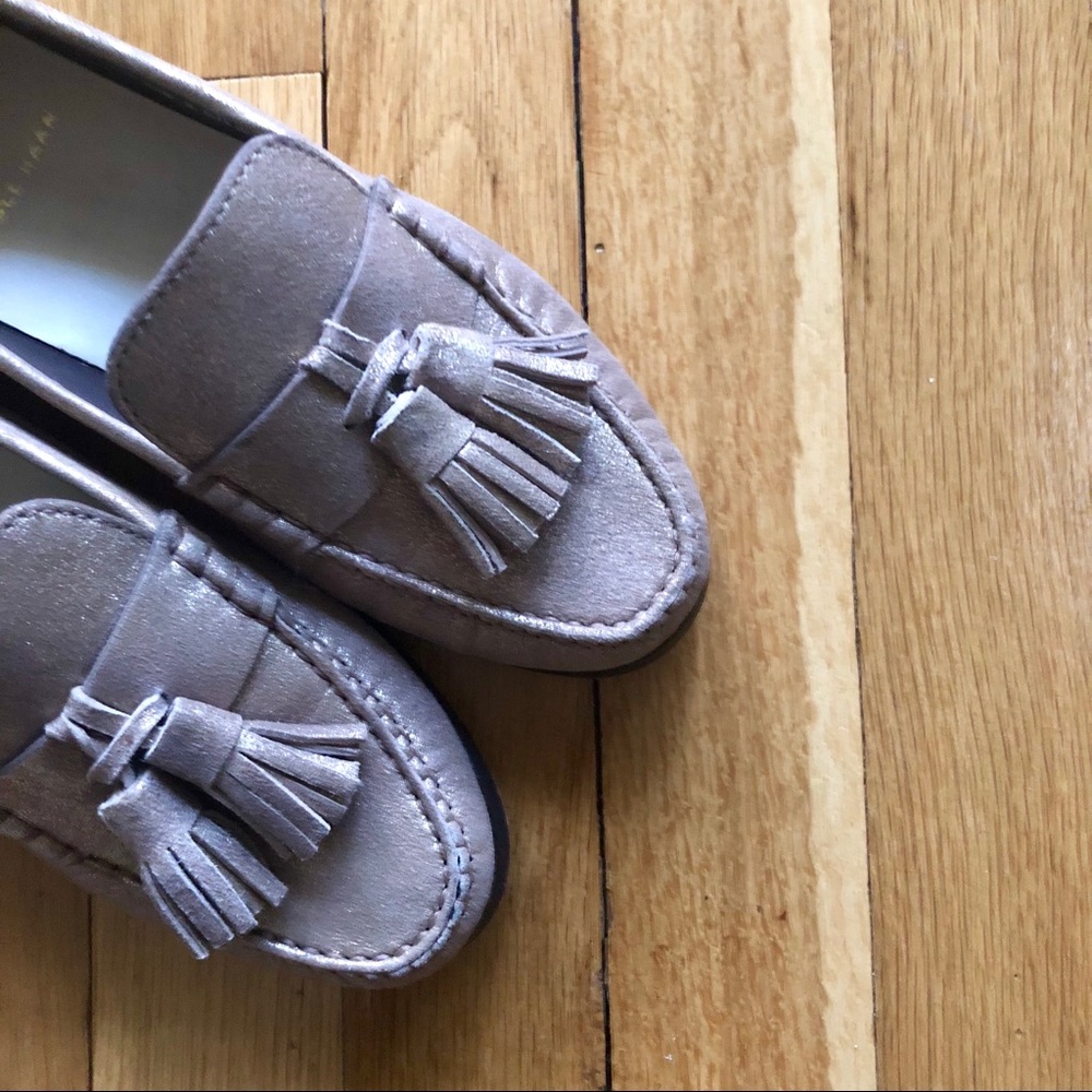 ✅ Cole Haan Women’s Tassel Loafers (EUC)